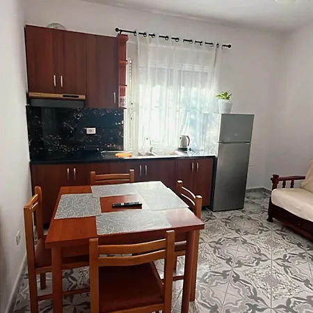 Villa Luani 1 *