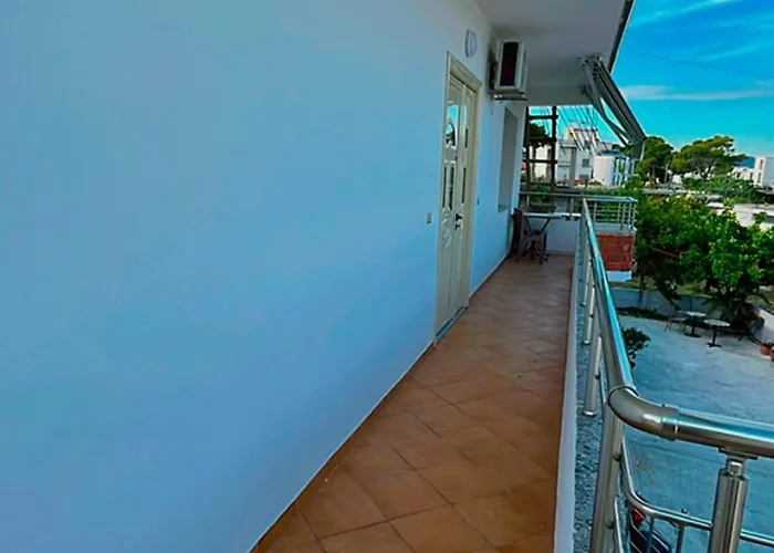 Luani 1