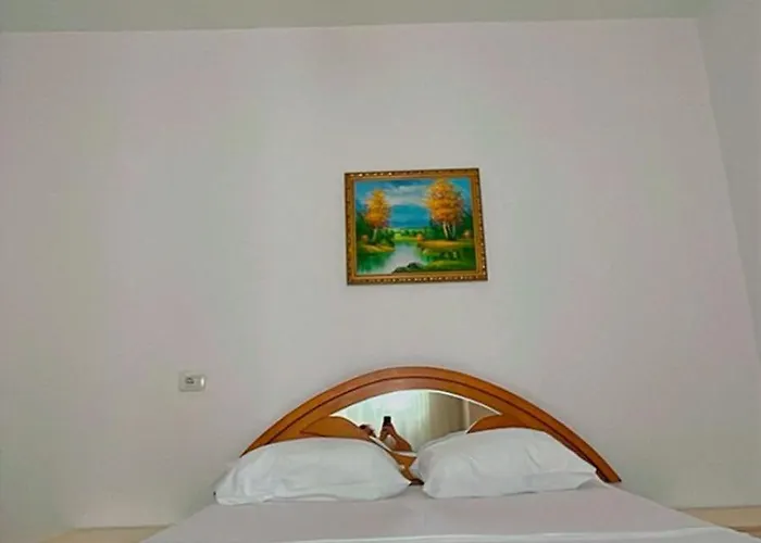 Luani 1 别墅 Vlorë